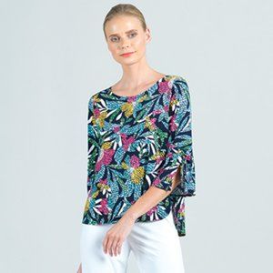 NWT Clara Sunwoo 3/4 tie cuff mid length print top